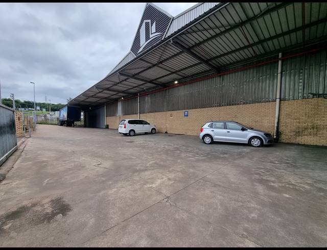 10,614M² WAREHOUSE TO LET IN MOBENI